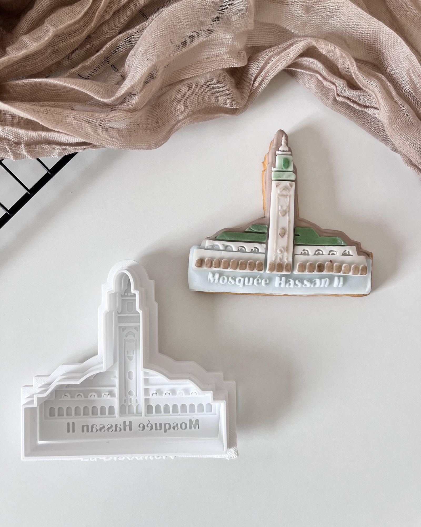 Emporte-pièce et tampon Mosquée Hassan II, avec le biscuit décoré