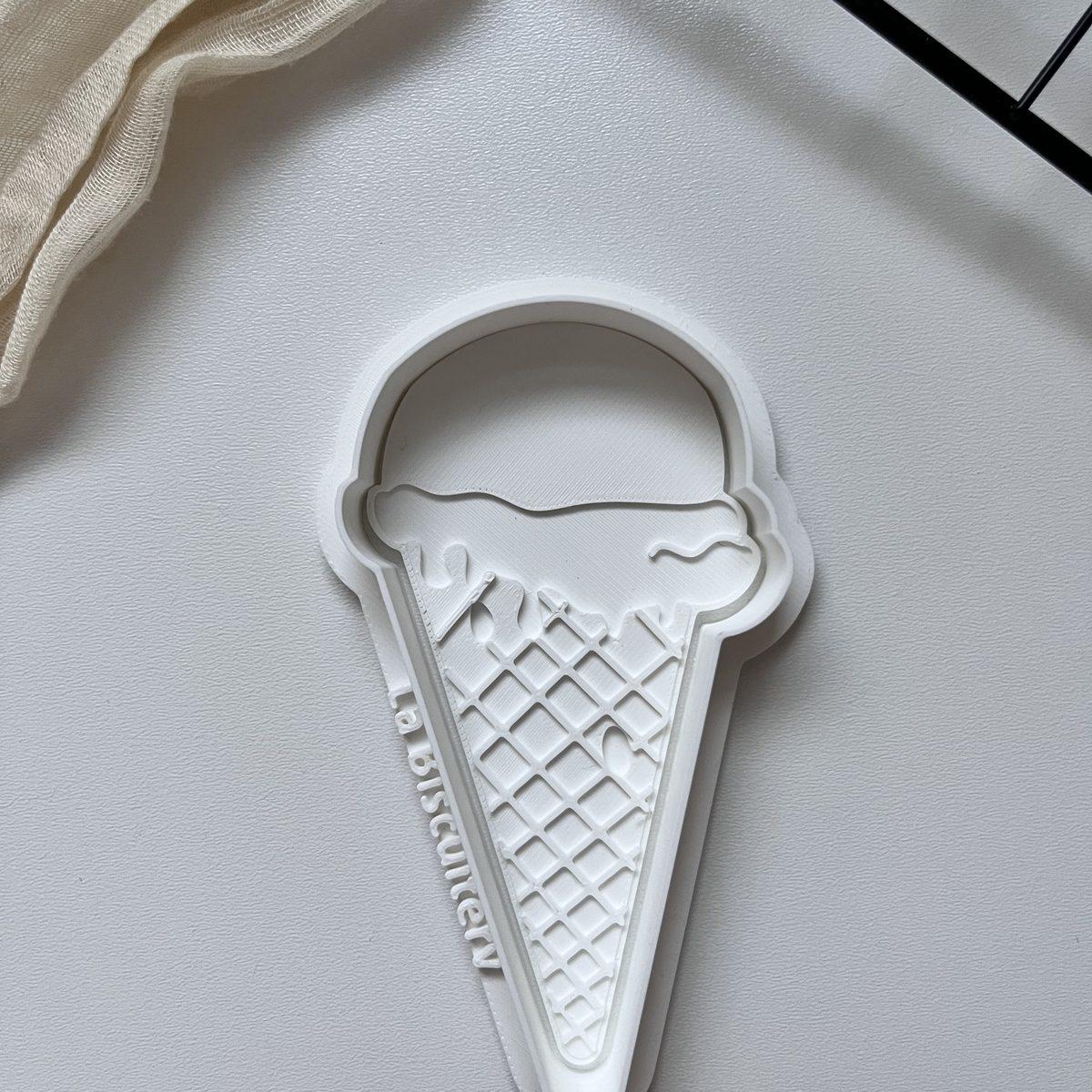 Emporte-pièce et tampon Cornet de glace — La Biscuitery
