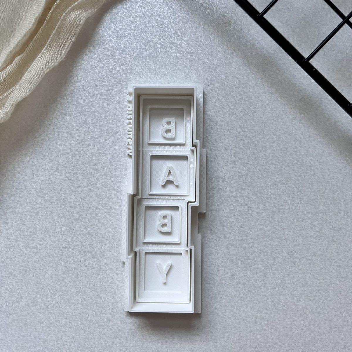 Emporte-pièce et tampon Cubes BABY — La Biscuitery